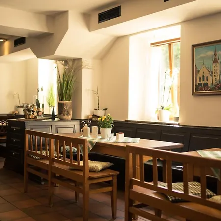 Alter Wirt Hotel 3*
